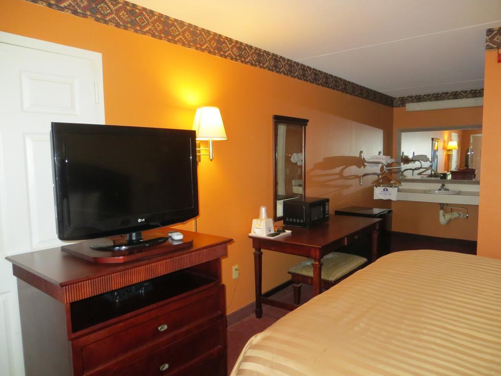 Americas Best Value Inn Ozark Экстерьер фото