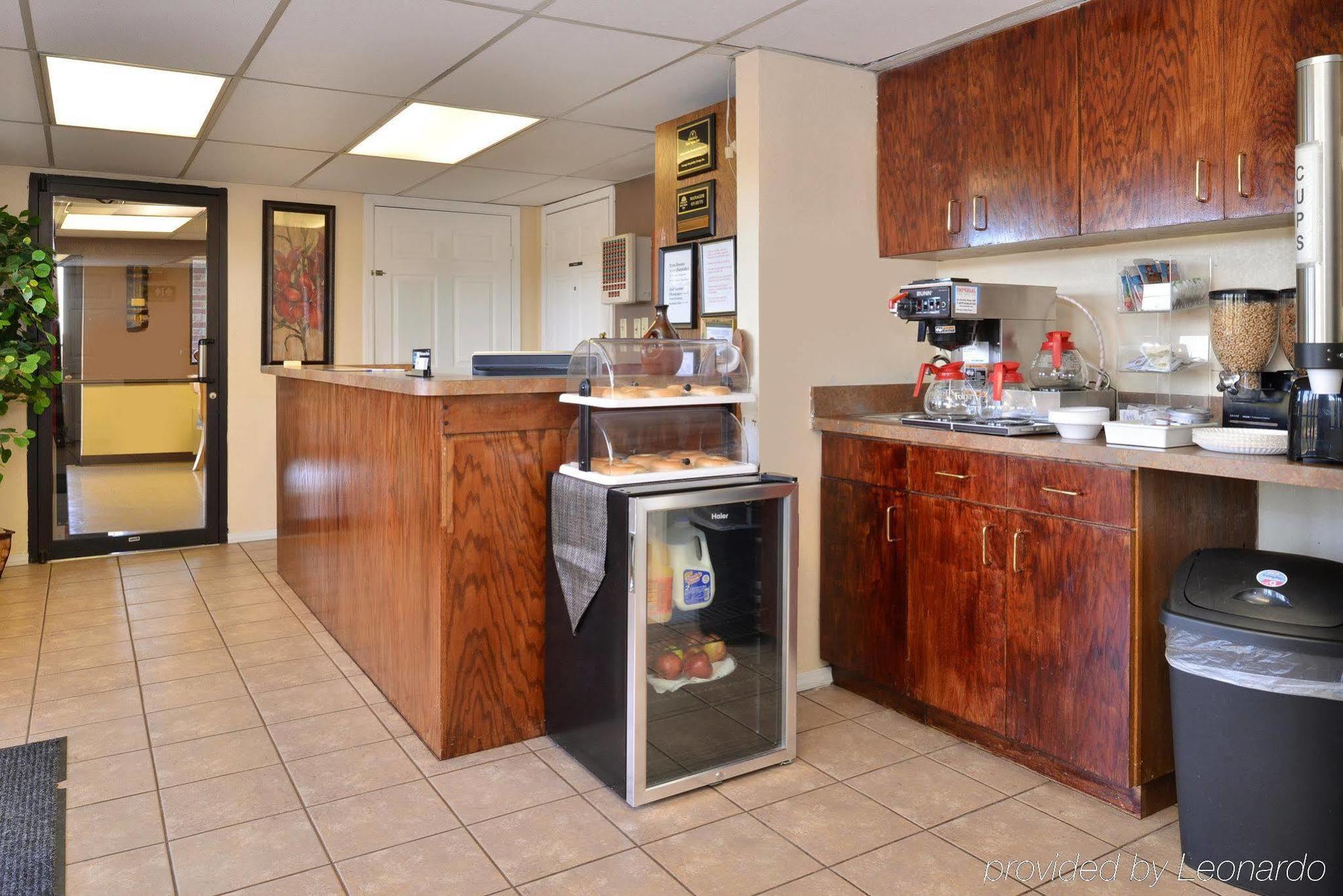 Americas Best Value Inn Ozark Экстерьер фото